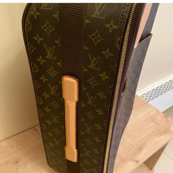 Authentic Louis Vuitton pegase 55 monogram - Picture 4 of 8